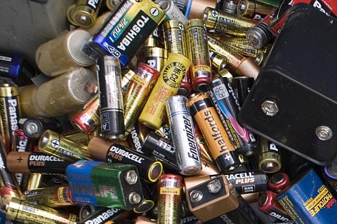 大量锂电池回收_回收废电池_回收旧电瓶多少钱